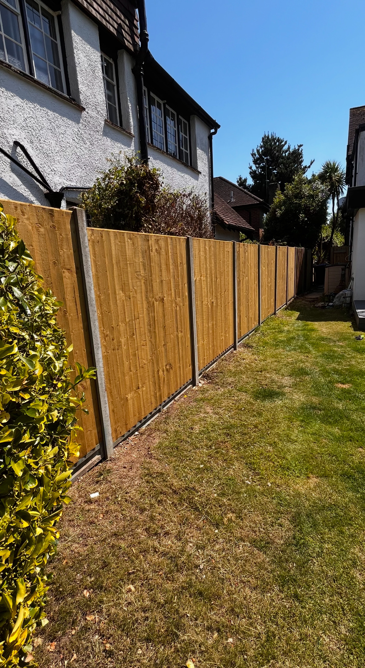 TH Fencing & Landscaping|Fencing Installation
