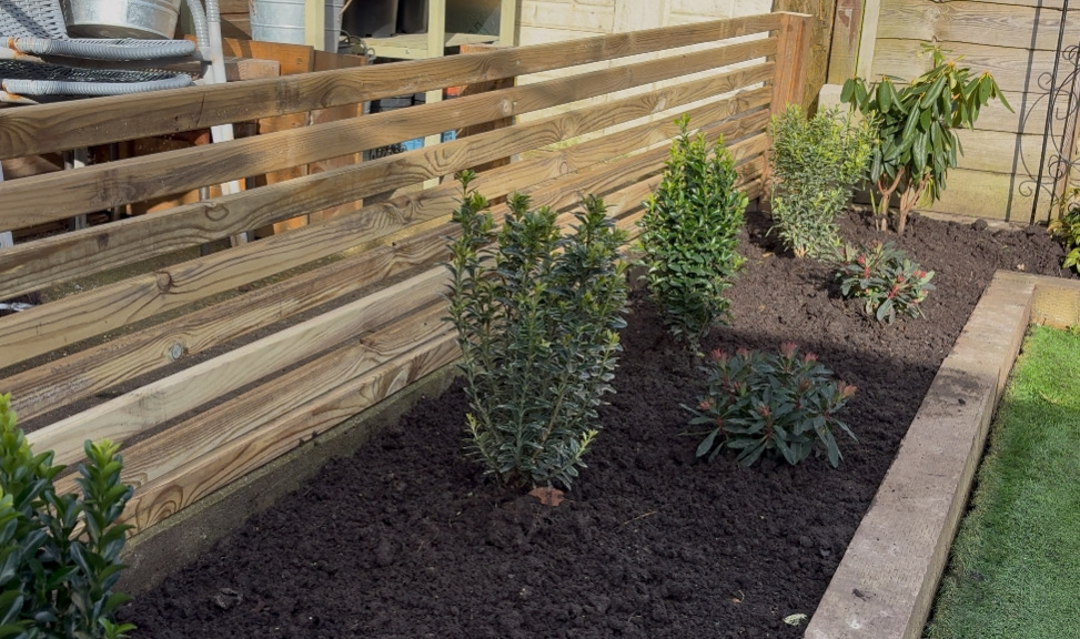 TH Fencing & Landscaping|Fencing Installation